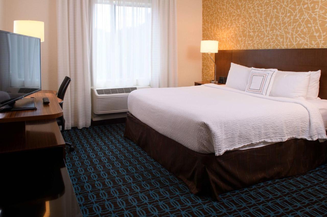 Fairfield Inn & Suites By Marriott Richmond Ашленд Екстер'єр фото